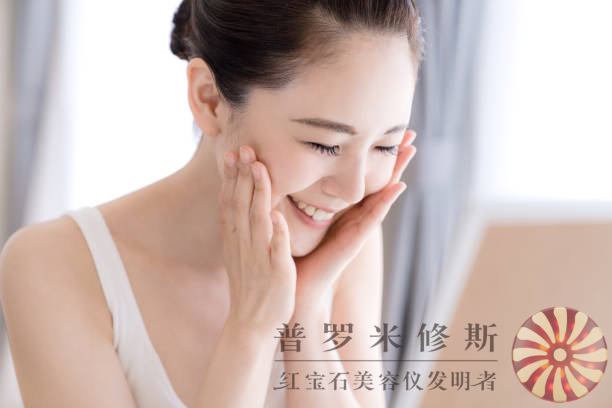 低价高效，皮肤紧致美容仪助你恢复紧致弹力肌肤！